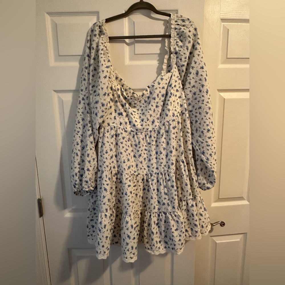 ARULA Blue and White Floral Mini Dress